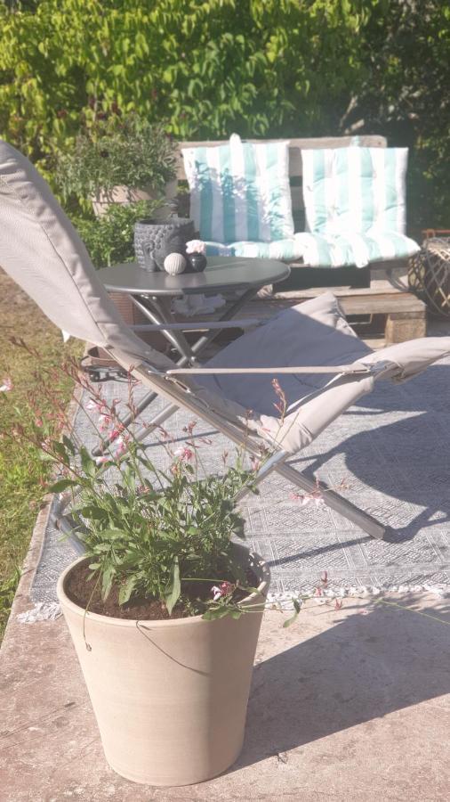 Ronehamn Bed And Breakfast Hemse Buitenkant foto
