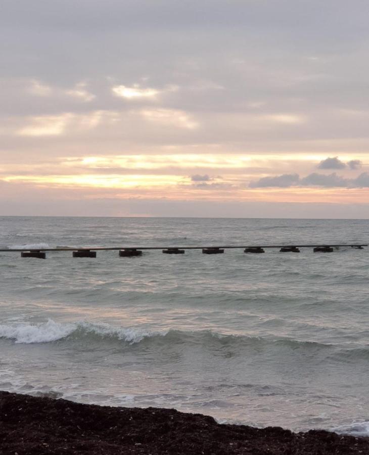 Ronehamn Bed And Breakfast Hemse Buitenkant foto