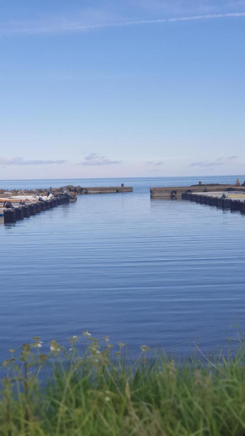 Ronehamn Bed And Breakfast Hemse Buitenkant foto