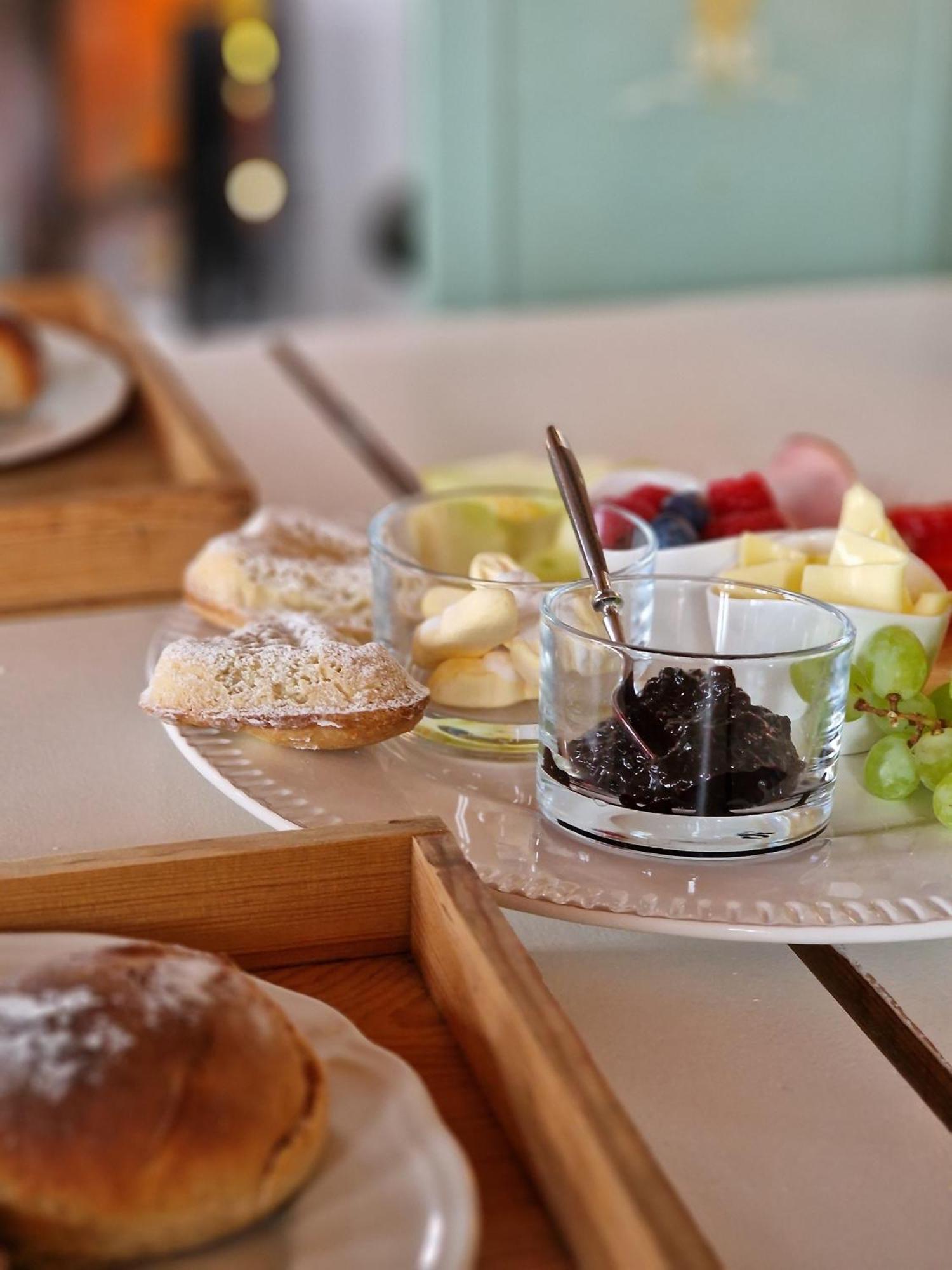Ronehamn Bed And Breakfast Hemse Buitenkant foto
